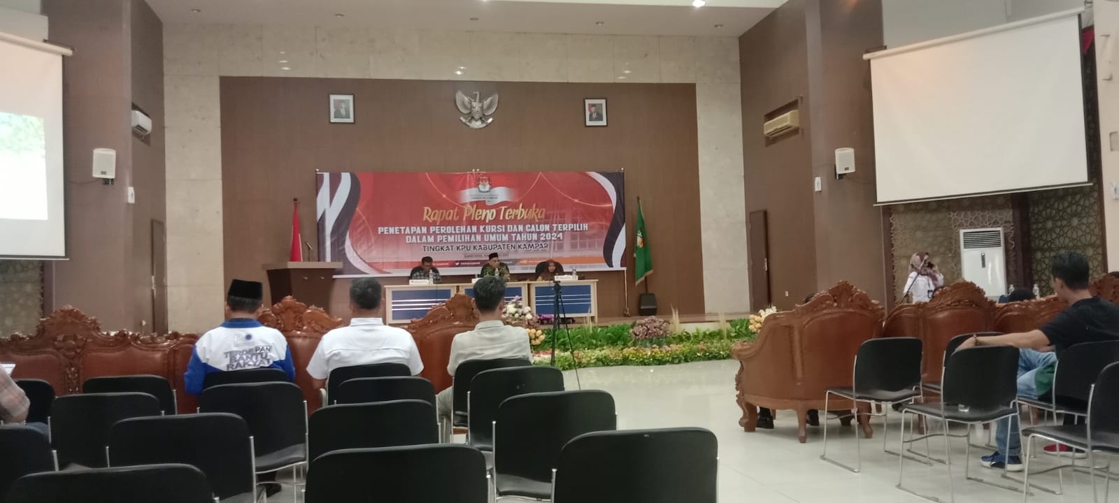 KPU Kampar Gelar Rapat Pleno Terbuka Penetapan Perolehan Kursi Dan Calon Terpilih Dalam Pemilihan Umum Tahun 2024