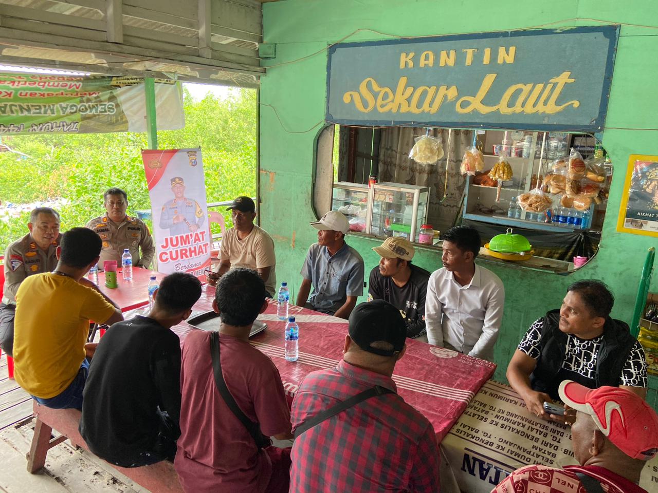 Jumat Curhat, Kasat Lantas Ajak Tukang Becak dan Ojek Diskusi