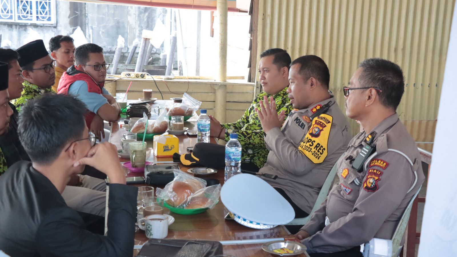 Jumat Curhat Bersama DMDI, Kapolres Kepulauan Meranti Sampaikan Pesan Berlalu Lintas dan Himbauan Untuk Orang Tua