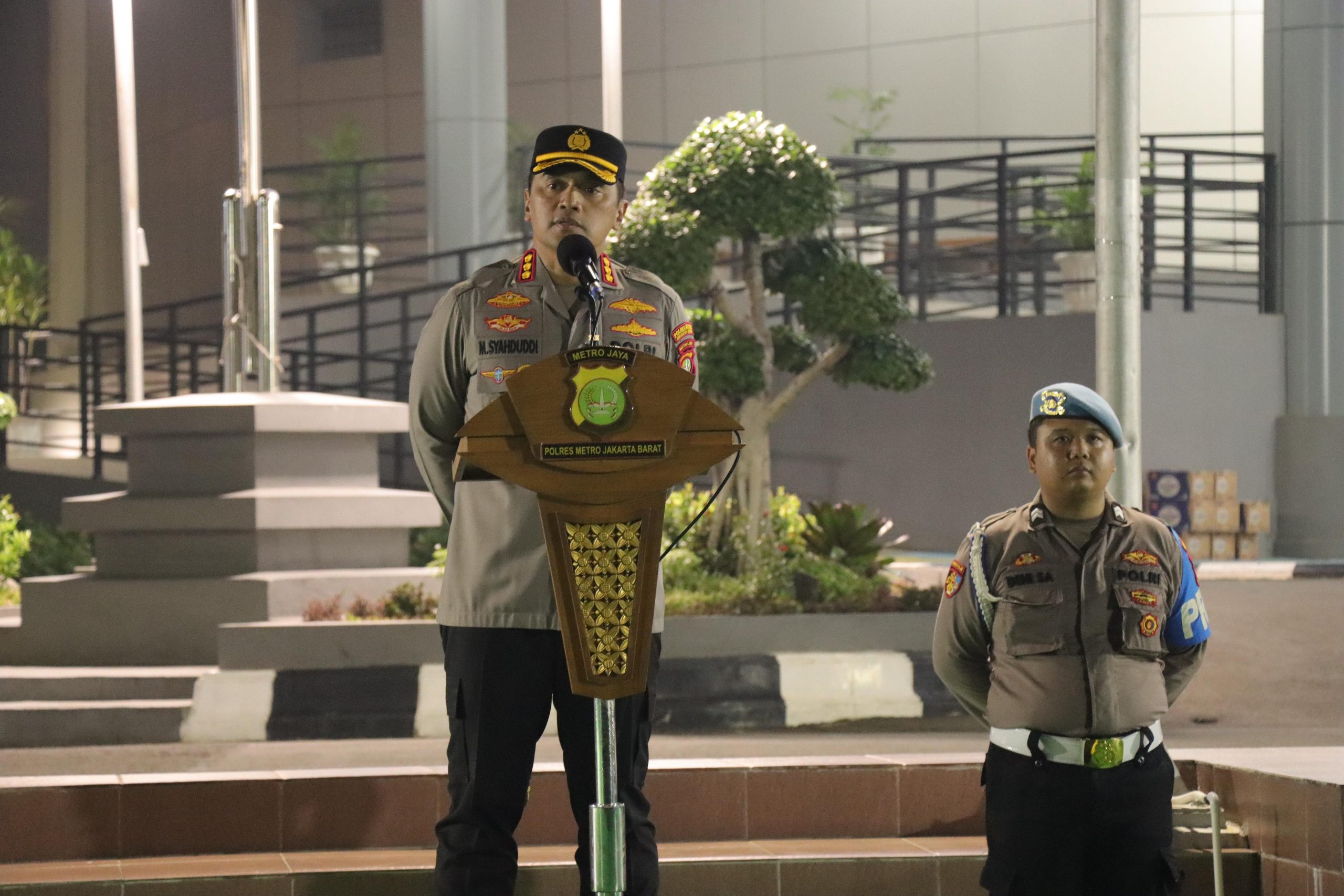 Cegah Gangguan Kamtibmas Jelang Pilkada Serentak 2024, Polres Jakbar Gelar Patroli Skala Besar, Berikut Sasarannya