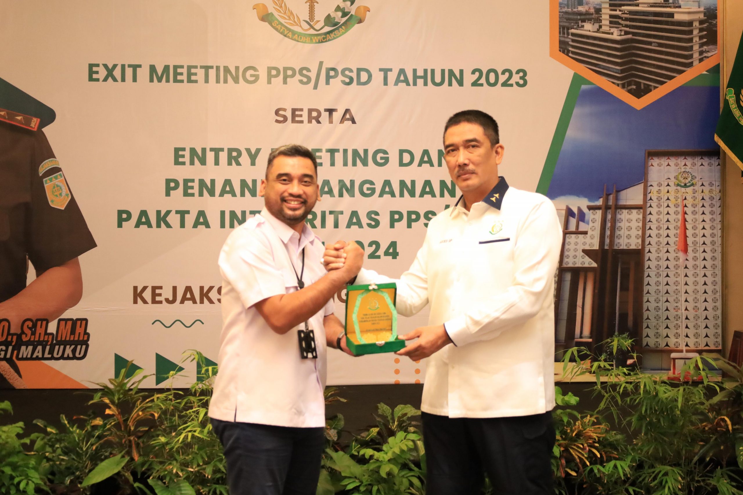 Penandatanganan Pakta Integritas PPS Dan PSD Kejaksaan Tinggi Maluku Bersama Kementerian Dan Pemerintah Lingkup Provinsi Maluku