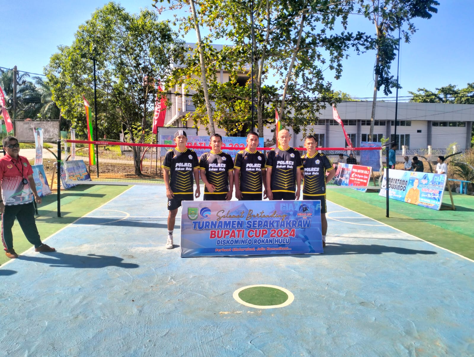 Polres Rohul Menang 2-0 Atas Tim Dishub, Pada Turnamen Sepak Takraw Piala Bupati Cup 2024