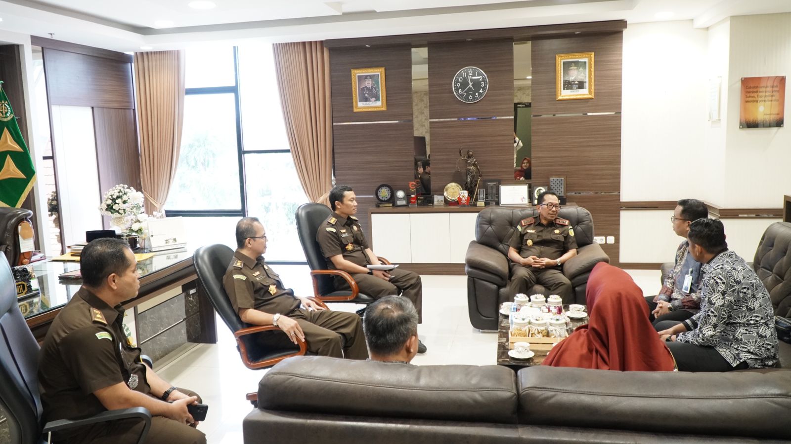 Kepala Kejaksaan Tinggi Riau Terima Kunjungan Kerja Sekaligus Silaturahmi Jajaran Bank Bank Syariah Indonesia