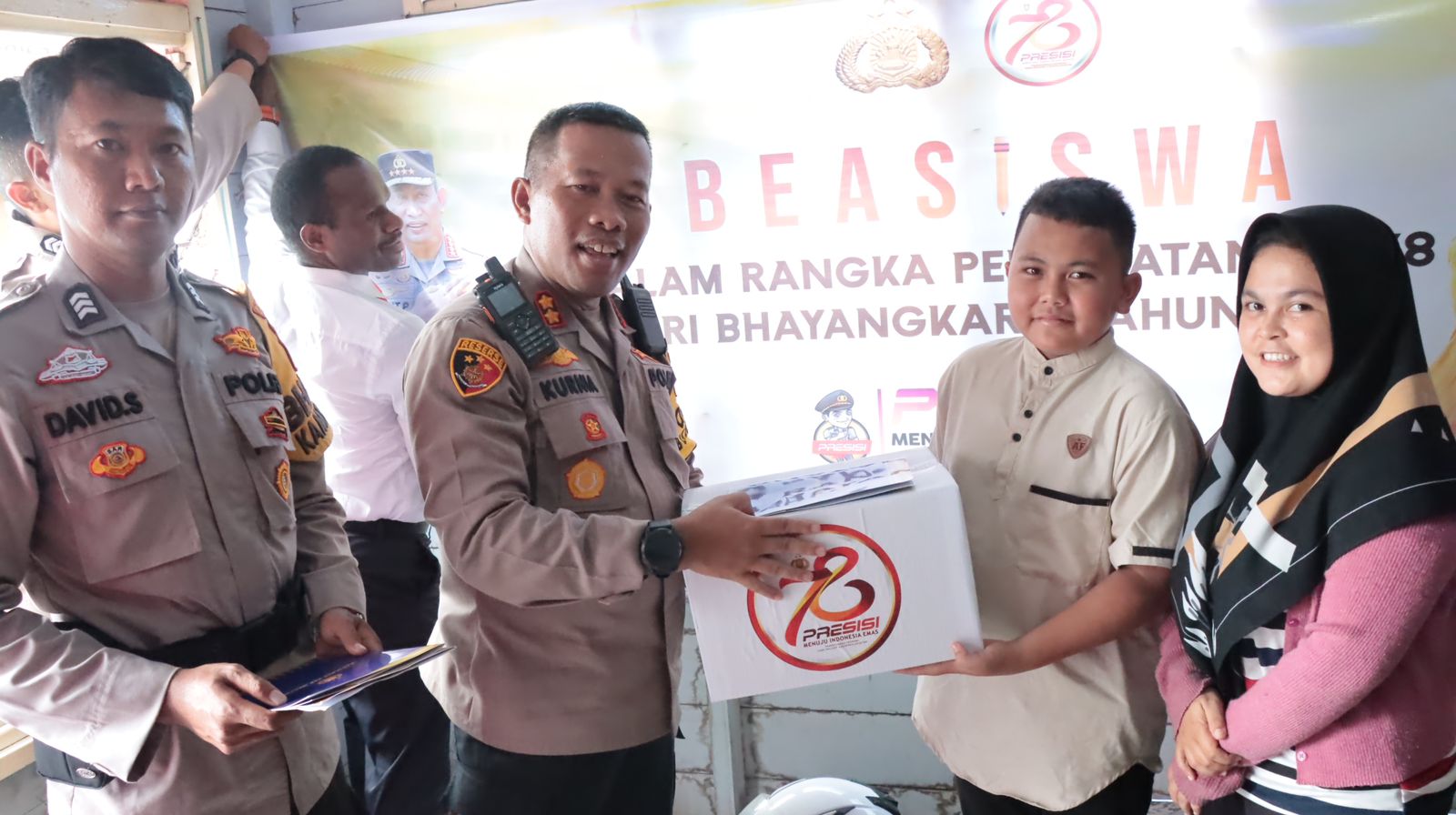 Anjangsana Purnawirawan Polri dan Bantuan Beasiswa Polres Meranti di Hari Bhayangkara ke-78