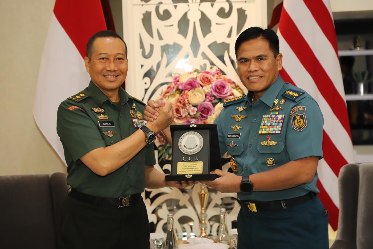 Tingkatkan Kerja Sama Bidang Penegakan Hukum,KSAL Laksamana TNI Muhammad Ali Menerima Audiensi JAM-Pidmil Mayjen TNI Dr. W. Indrajit