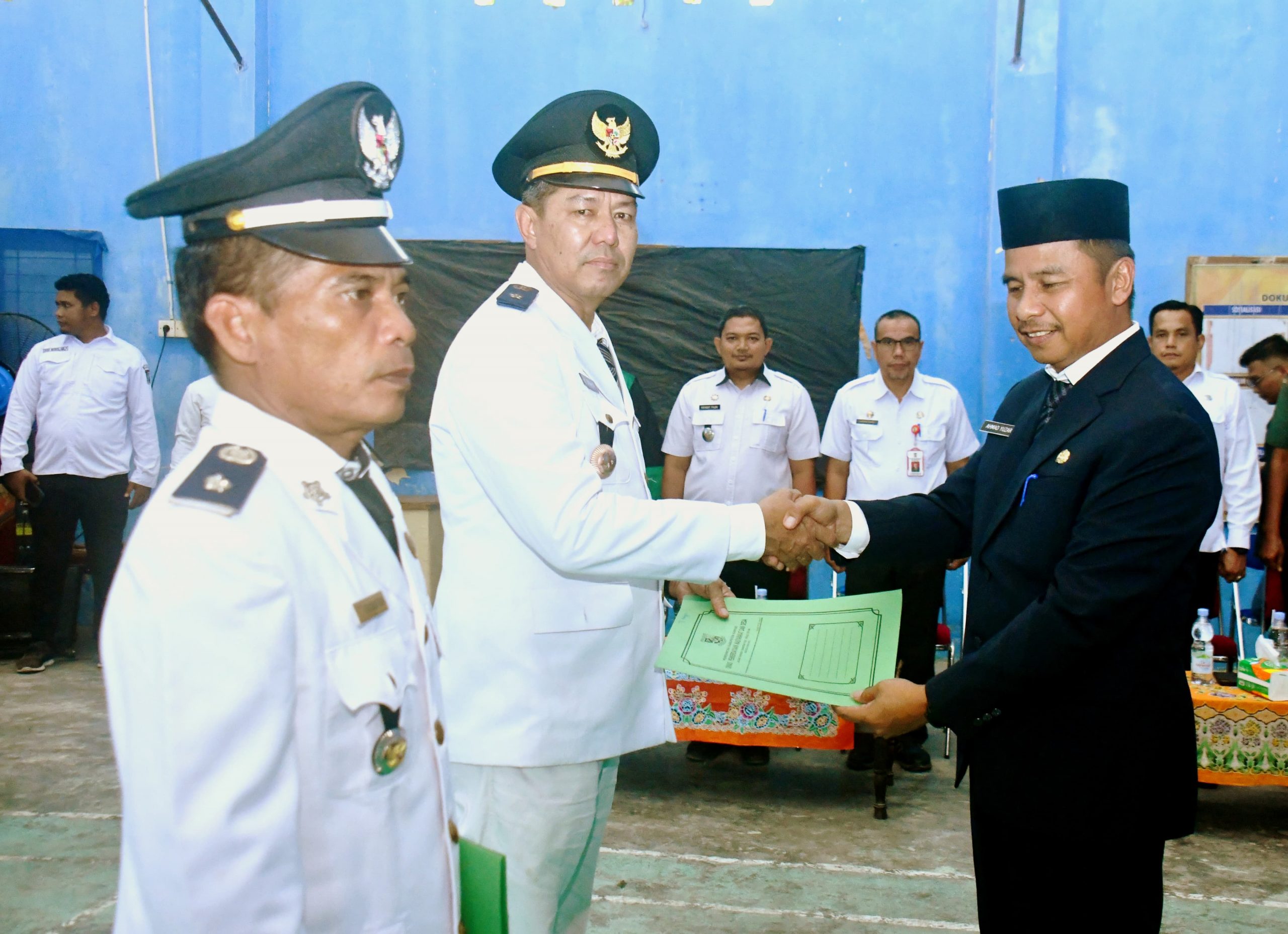 Pj.Bupati Kampar Lantik Pj.Kades Pulau Tinggi Dan Kades Tanjung Bungo