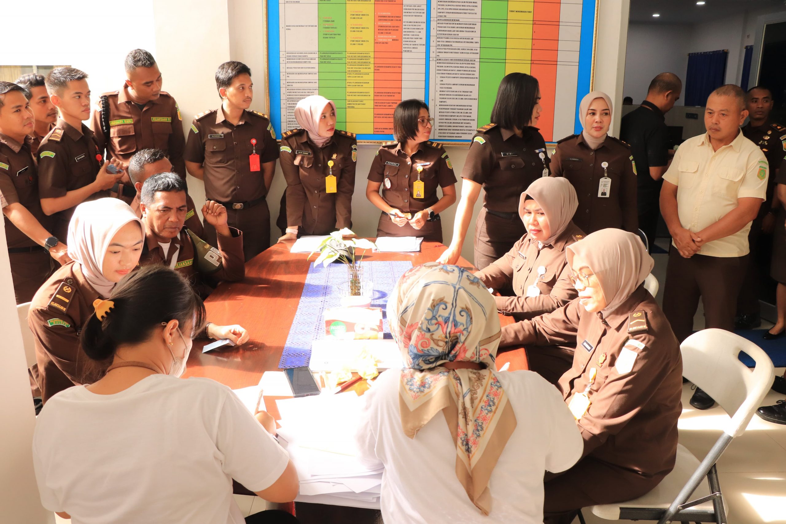 Skrining Narkoba/Tes Urine Pada Lingkup Kejaksaan Tinggi Maluku