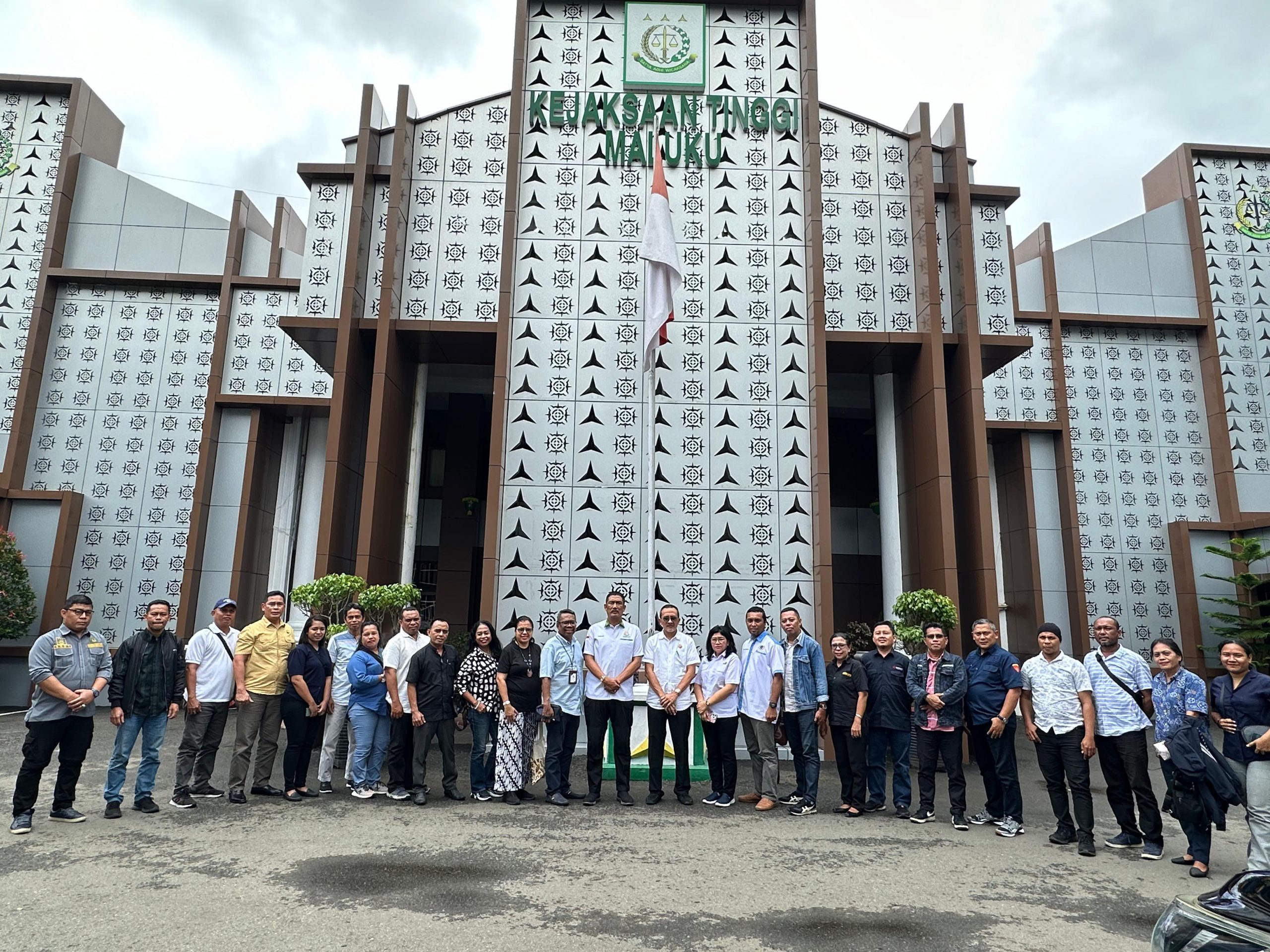 Kajati Maluku Silaturahmi Bersama Pimpinan Redaksi Dan Lembaga Penyiaran Di Kota Ambon