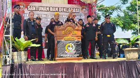 Membangun Harmoni Melalui Acara Santunan dan Deklarasi Dukungan Garda Pasundan Untuk Kebersamaan Ade Kuswara Kunang & Budi Muhammad Mustafa di Pikada Kab.Bekasi