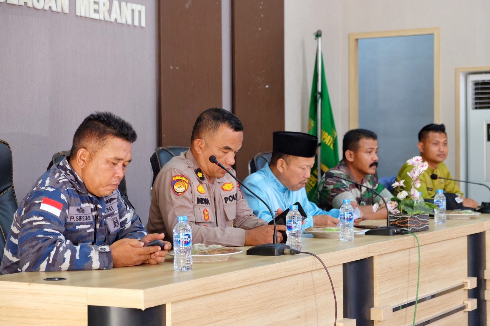 Sekda Kepulauan Meranti Bambang Pimpin Rapat Persiapan 17 Agustus Dan Agenda Penting Lainnya