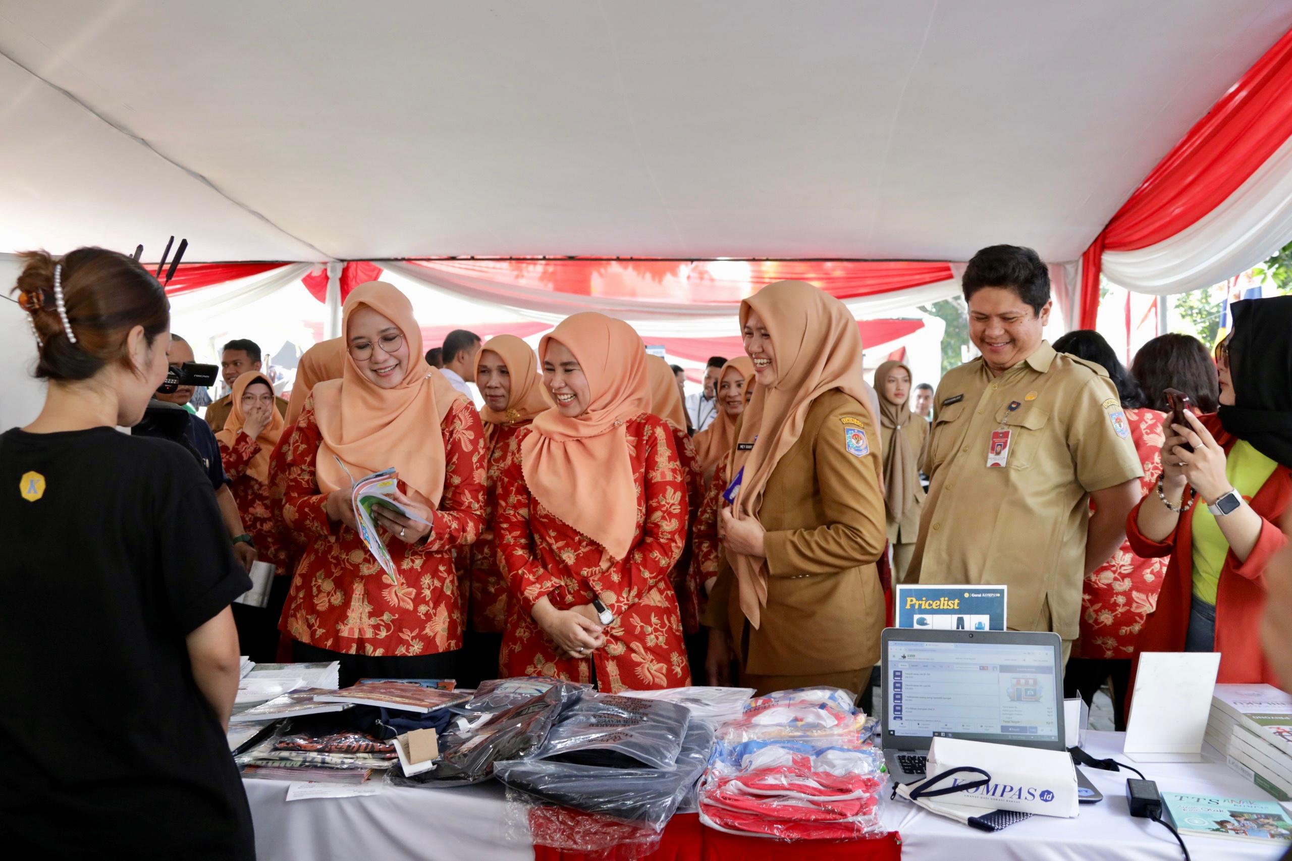 Peringati HUT RI Ke 79 dan HUT Kemendagri, Ditjen Bina Adwil Wujudkan Kegiatan Bazar Semarak Kemerdekaan