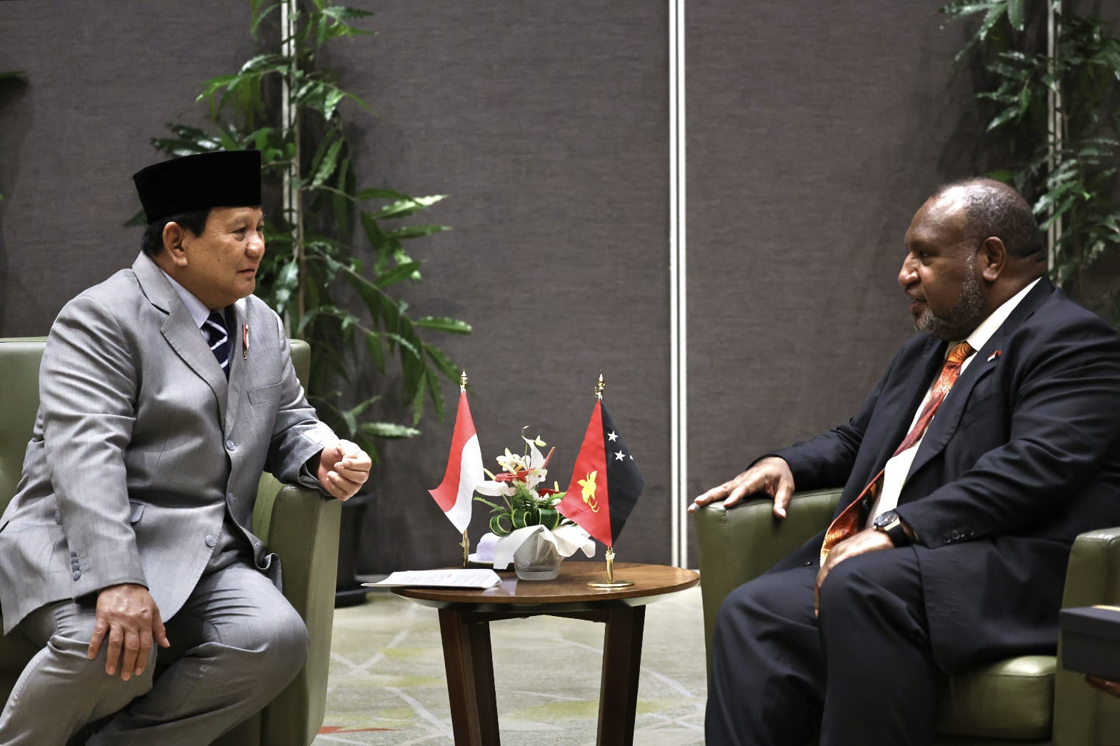 Menhan Prabowo Berkunjung ke Papua Nugini, Temui PM James Marape