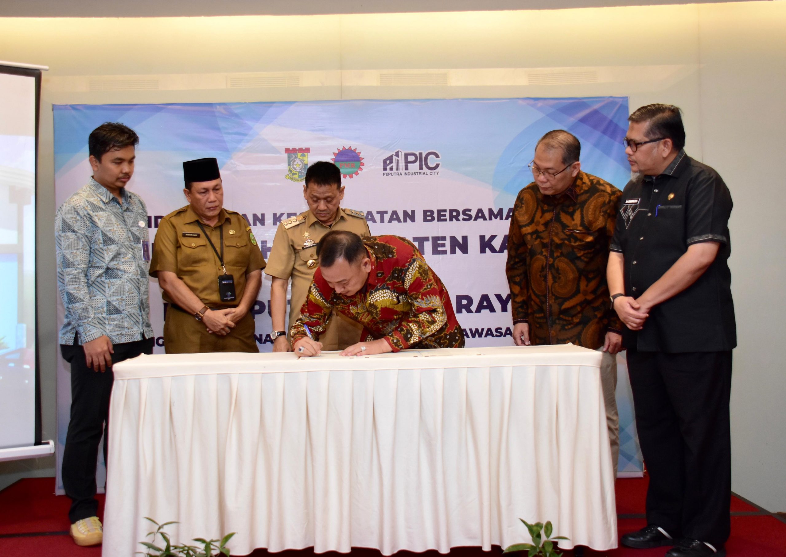 Wujudkan Kawasan Industri Kampar, PJ Bupati Kampar Lakukan Kerjasama Dengan PT. Peputra Maha Karya