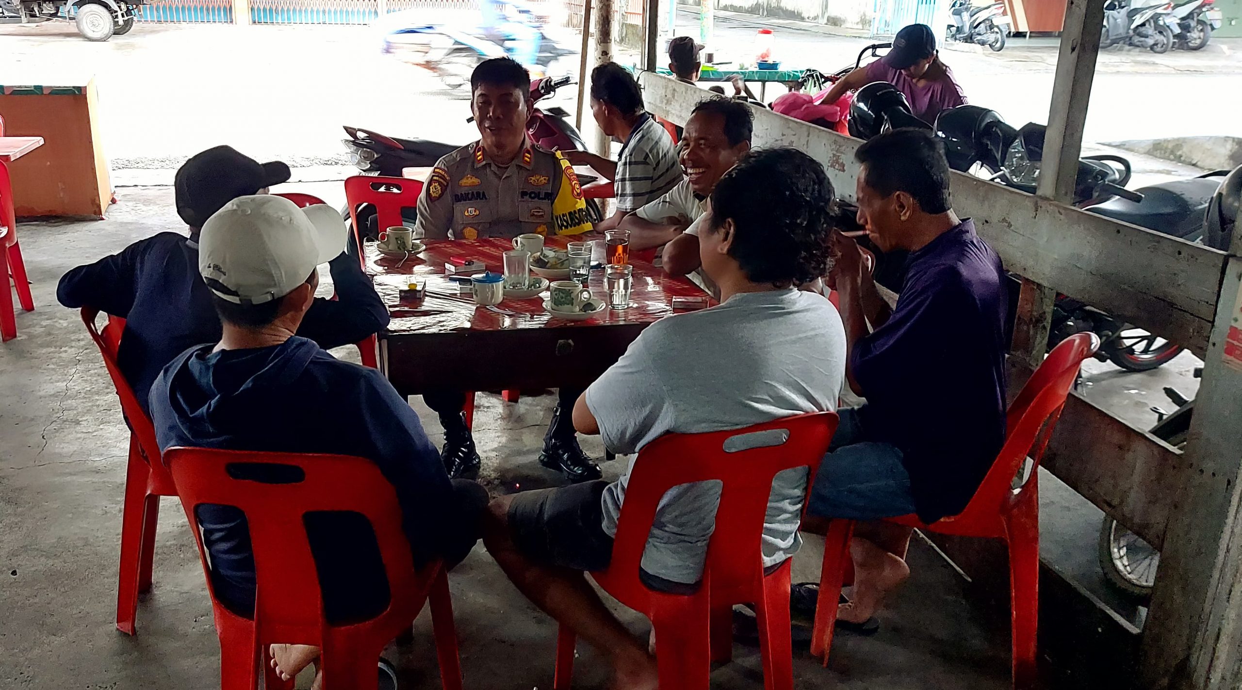 Mempererat Silaturahmi, Kapolsek Tebingtinggi Gelar Cooling System Jelang Pilkada Serentak 2024