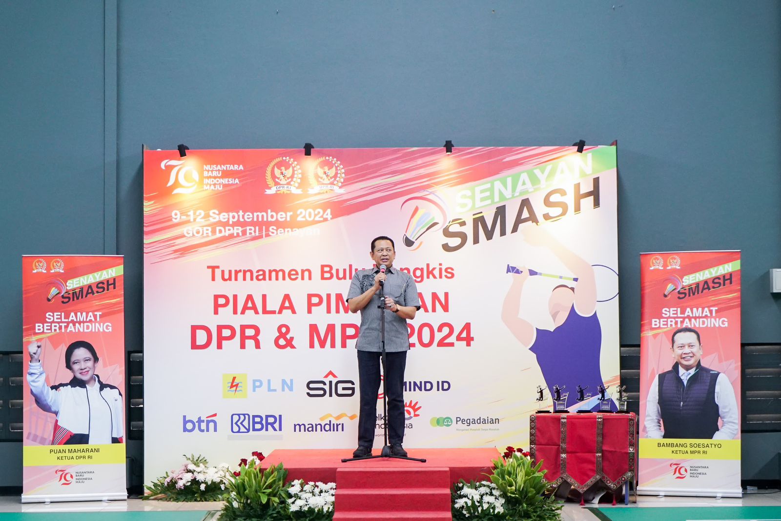 Buka Turnamen Bulutangkis ‘Senayan Smash’ Piala Pimpinan DPR dan MPR, Ketua MPR RI Bamsoet Dorong Peningkatan Prestasi Olahraga Bulutangkis Nasional