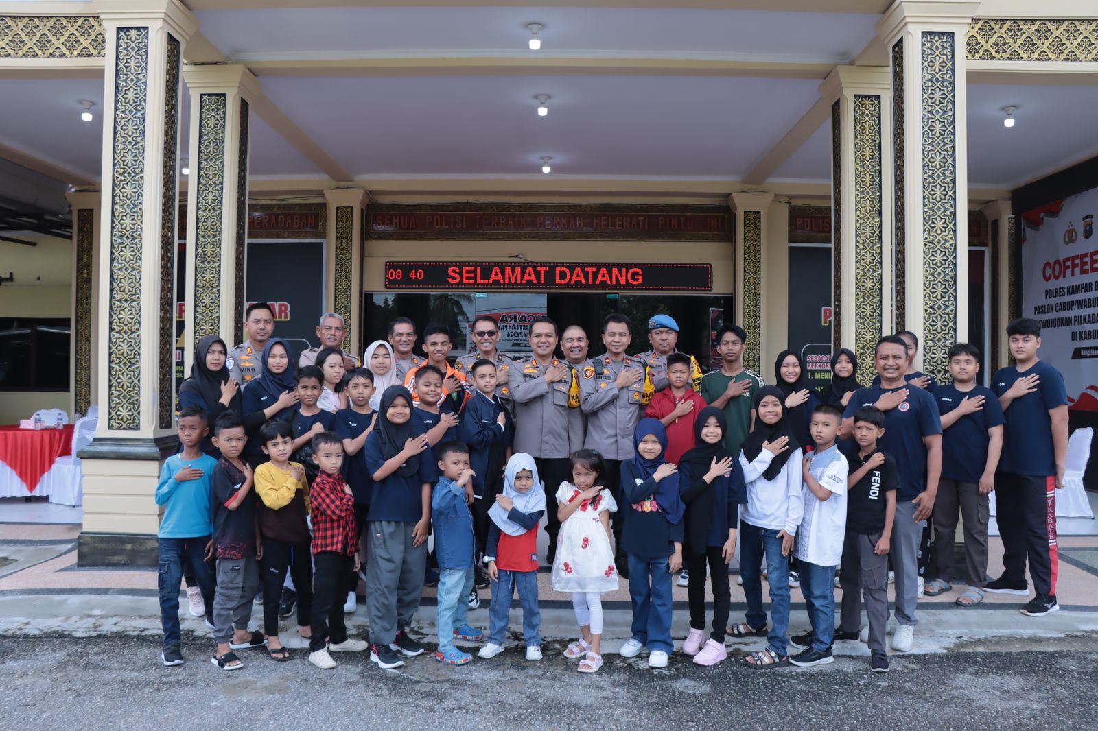 26 Atlet Inkanas Kampar Support dan Dilepas Kapolres Kampar, Siap Berlaga di Karate Kid Riau Open 2024