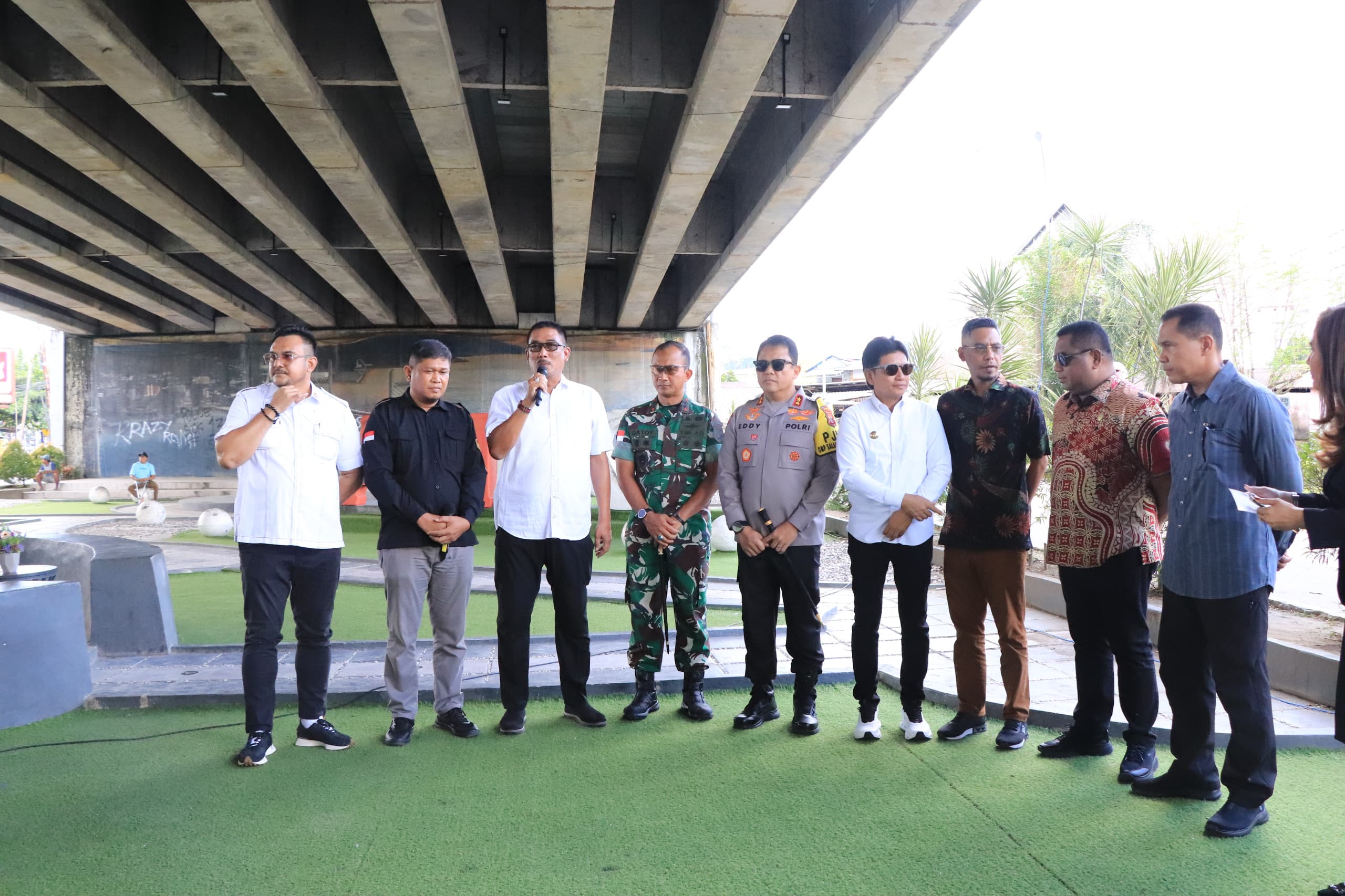 Kajati Maluku Agoes SP Bersama Forkopimda Maluku, Memonitoring Pelaksanaan Pemilihan Gubernur Dan Wakil Gubernur Maluku Tahun 2024 Di Kota Ambon