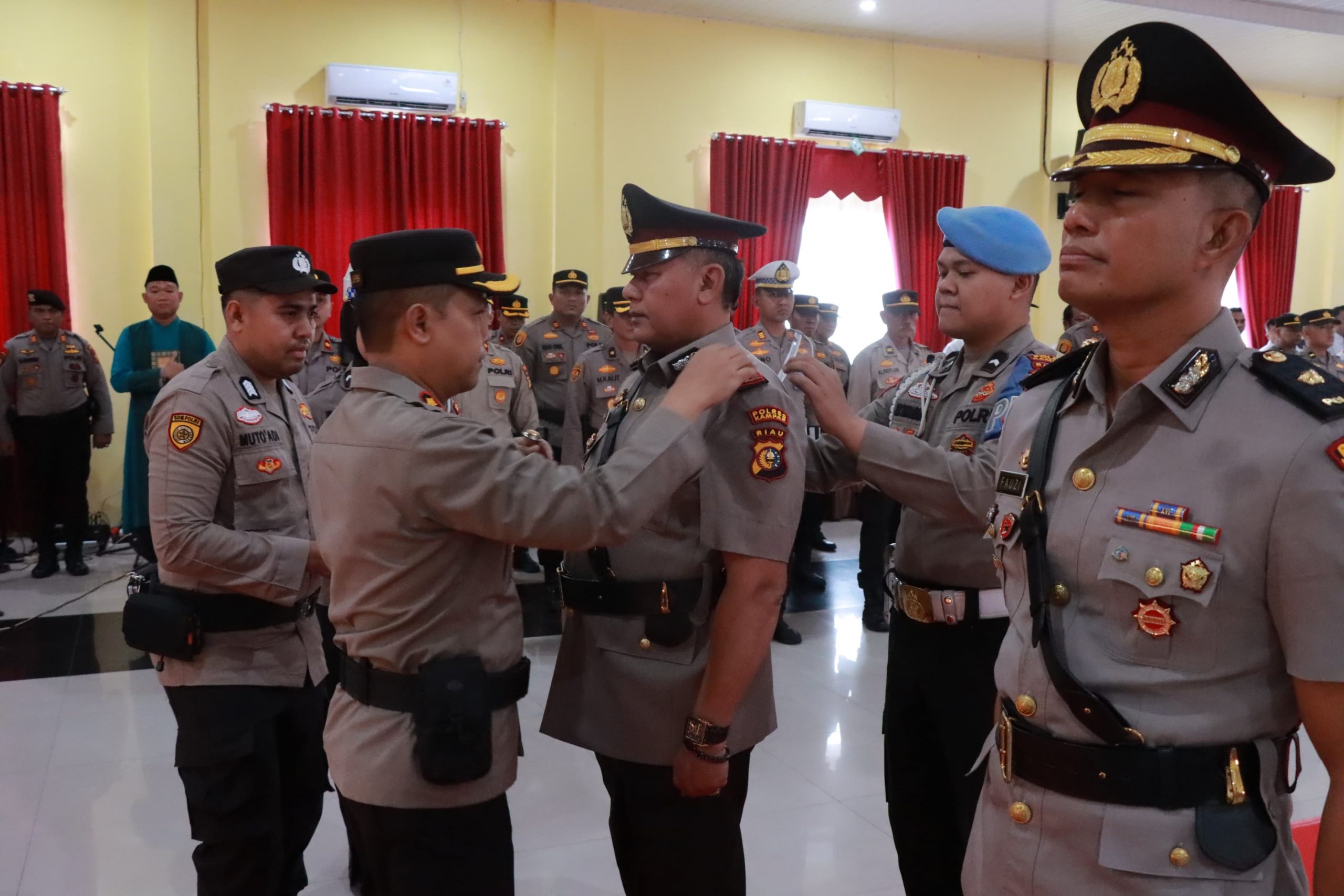 Kapolres Kampar Pimpin Sertijab Kapolsek Siak Hulu, AKP Asdisyah Mursyid SH Gantikan Kompol Fauzi SH, MH