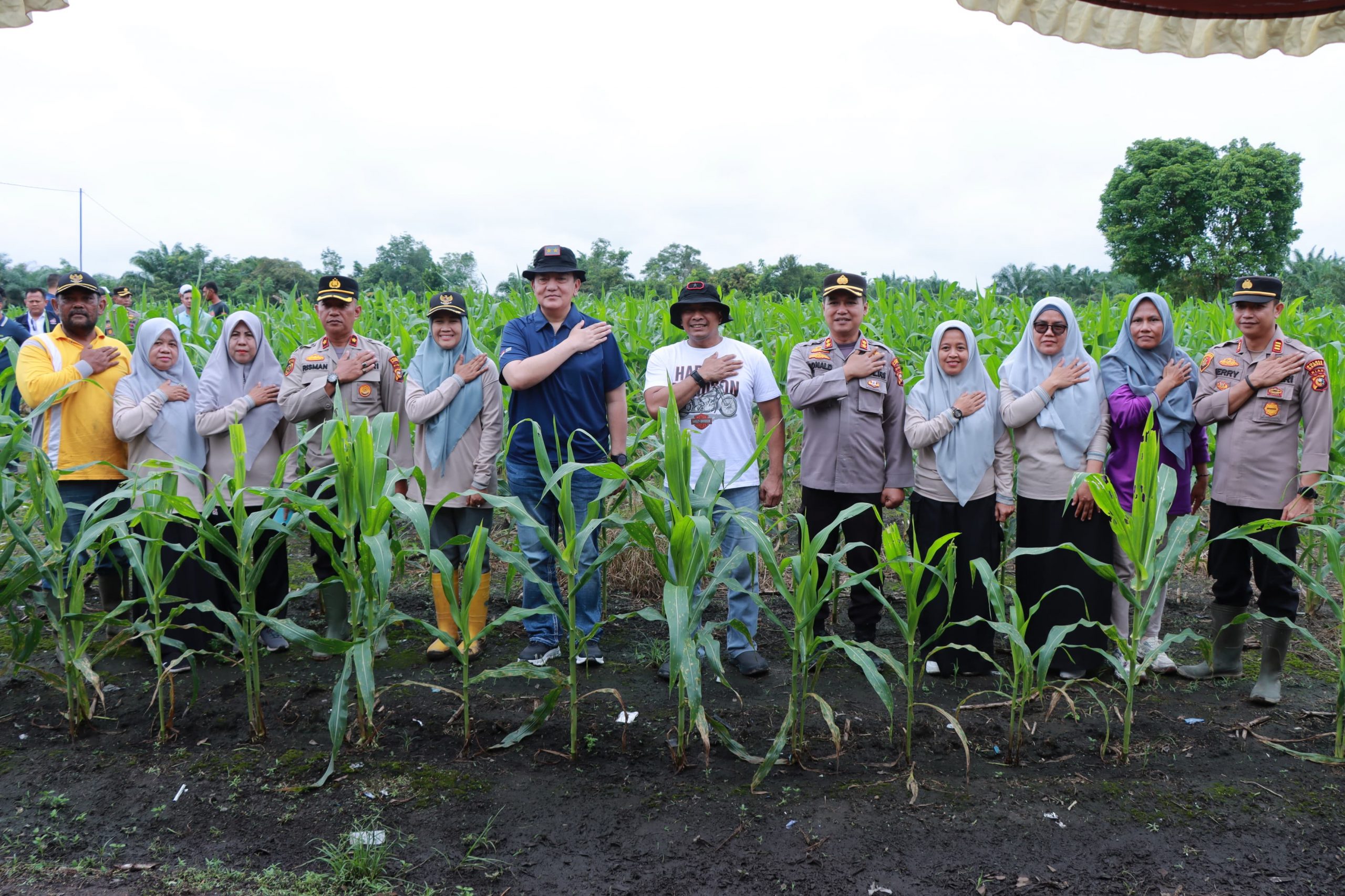 Kapolda Riau Tinjau Dua Lahan Ketahanan Pangan, Dorong Implementasi Program Prioritas Presiden