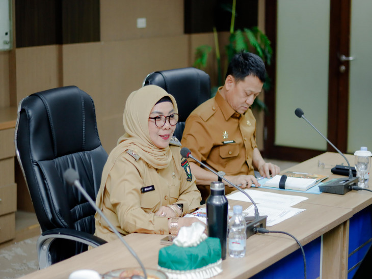 Pertama Masuk Kantor, Wakil Bupati Langsung Rapat Dengan Kepala OPD dan Camat Se Kabupaten Kampar