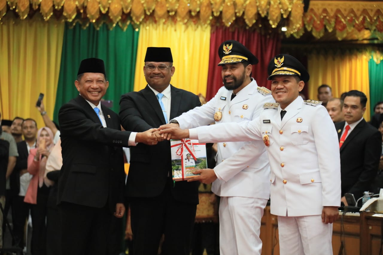 Pelantikan Gubernur dan Wakil Gubernur Aceh Masa Jabatan 2025 – 2030,Safrizal ZA Ucapkan Selamat