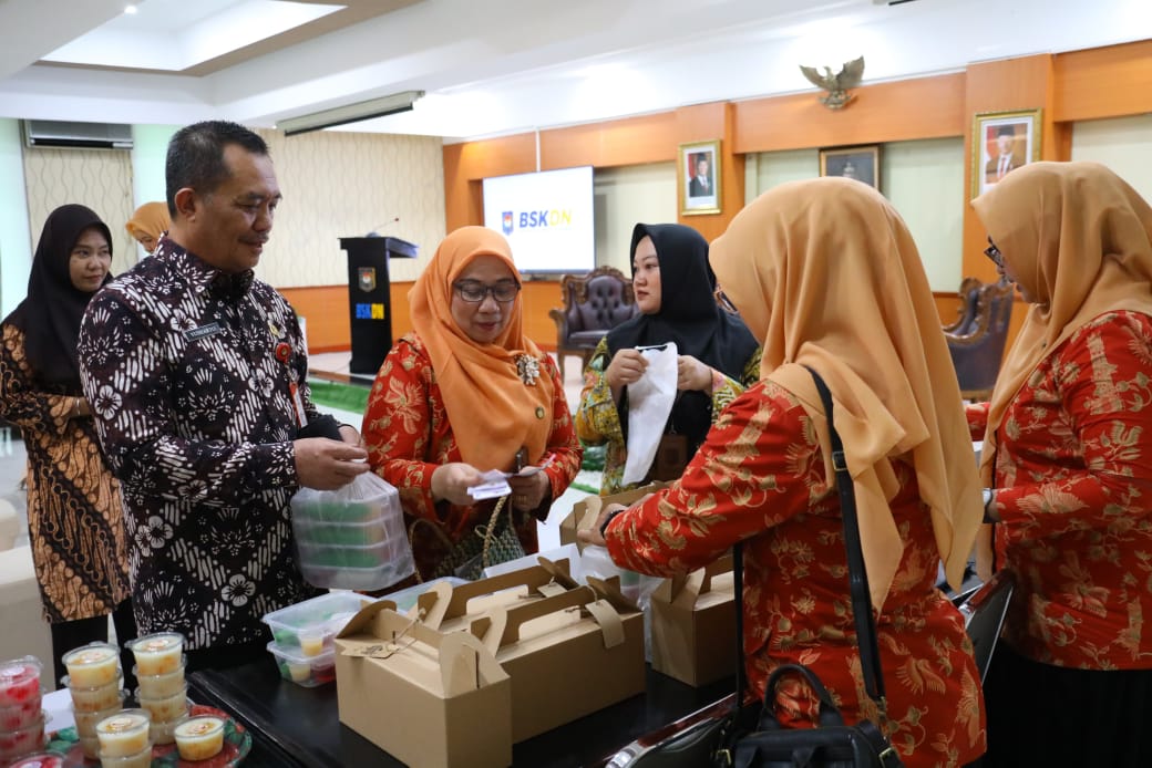 Semarakkan Ramadan dan Dukung UMKM, DWP BKSDN Kemendagri Gelar Bazar Kuliner