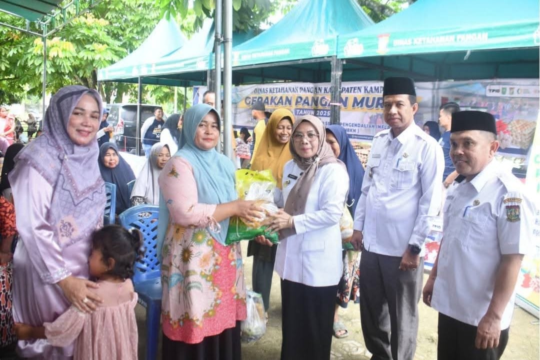 Wabup Buka Gerakan Pangan Murah (GPM) Desa Gunung Sari 