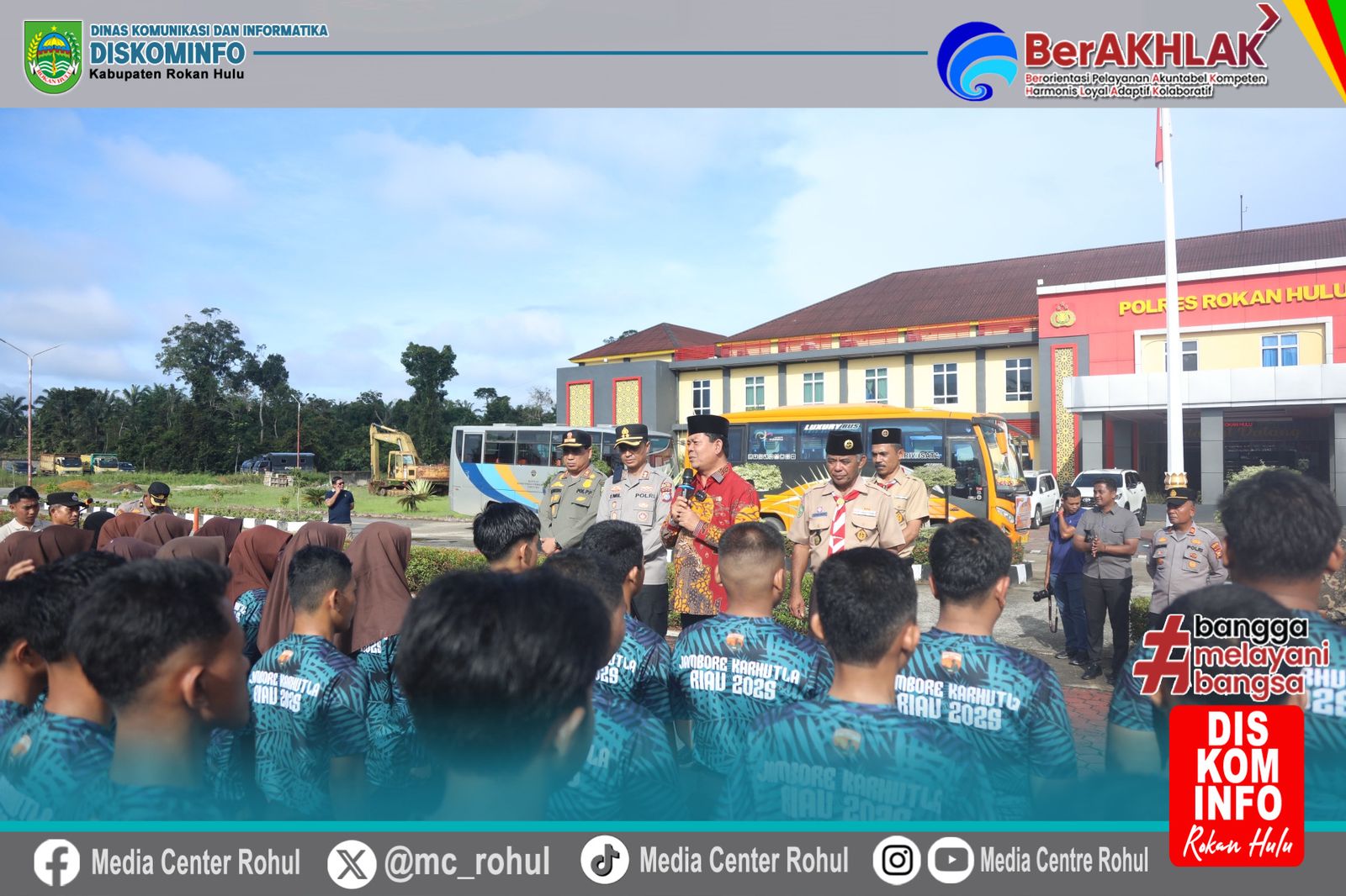Wakil Bupati Rokan Hulu H.Syafaruddin Poti. SH.MH.Memimpin Apel Pelepasan Jambore Karhutla Riau 2025  