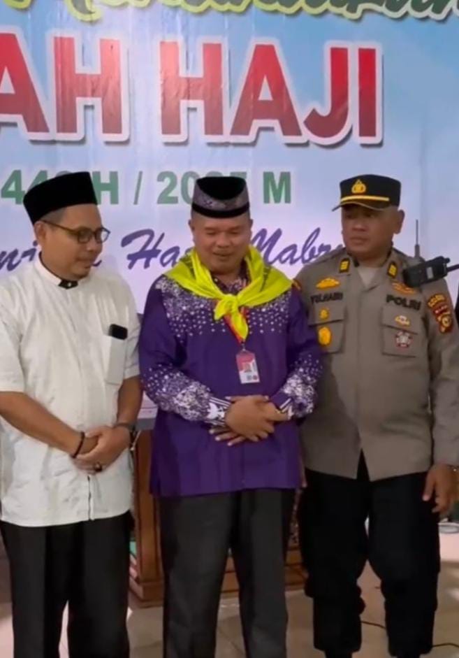 Pj. Sekretaris Daerah Kabupaten Pelalawan Secara Resmi Melepas Keberangkatan Jamaah Haji Kabupaten Pelalawan Kloter 08 Sebanyak 268 Orang Jamaah Haji