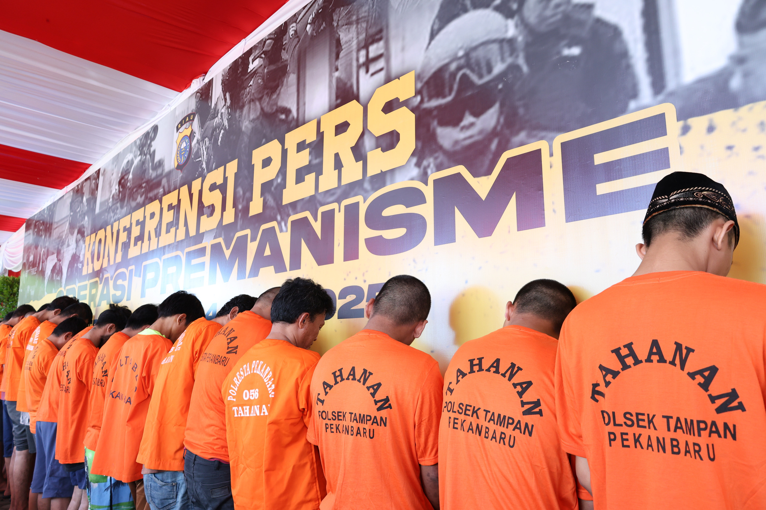 Polda Riau Ungkap Kasus Premanisme Hasil Operasi Pekat Lancang Kuning 2025