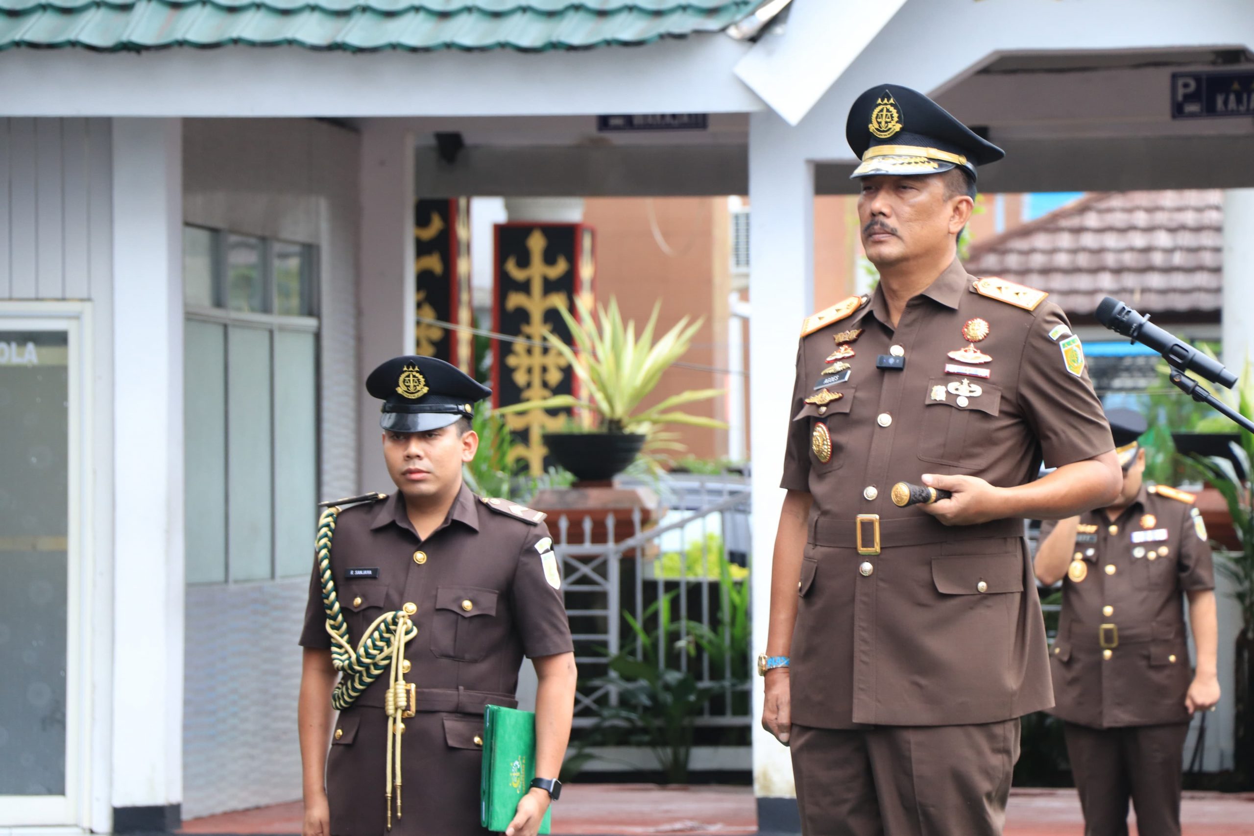 Kajati Agoes SP, Pimpin Upacara Peringatan Harkitnas Ke-117 Tahun 2025