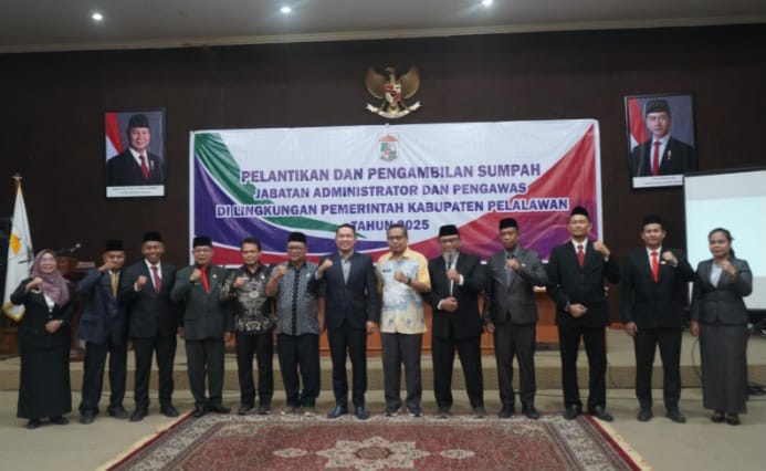 Wabup H. Husni Tamrin Lantik 9 Pejabat Baru Pelalawan, Tegaskan Pentingnya Loyalitas dan Integritas