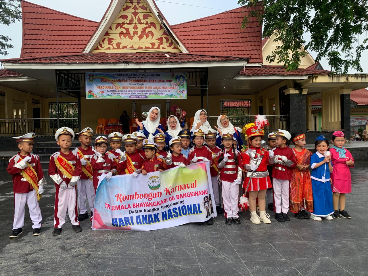 TK Kemala Bhayangkari 06 Bangkinang Kota: Meriahkan HAN 2025 dengan Semarak Kostum Budaya dan Kreativitas Anak
