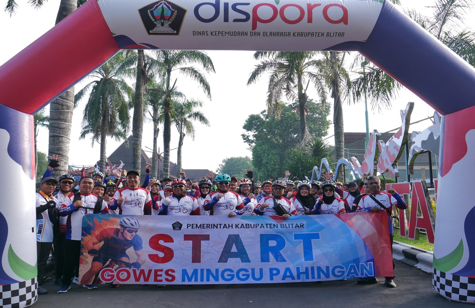 Pada Badan Gang Sehat Terdapat Jiwa Yang Kuat, Dandim 0808 Gowes Minggu Pahingan Bersama Bupati Blitar