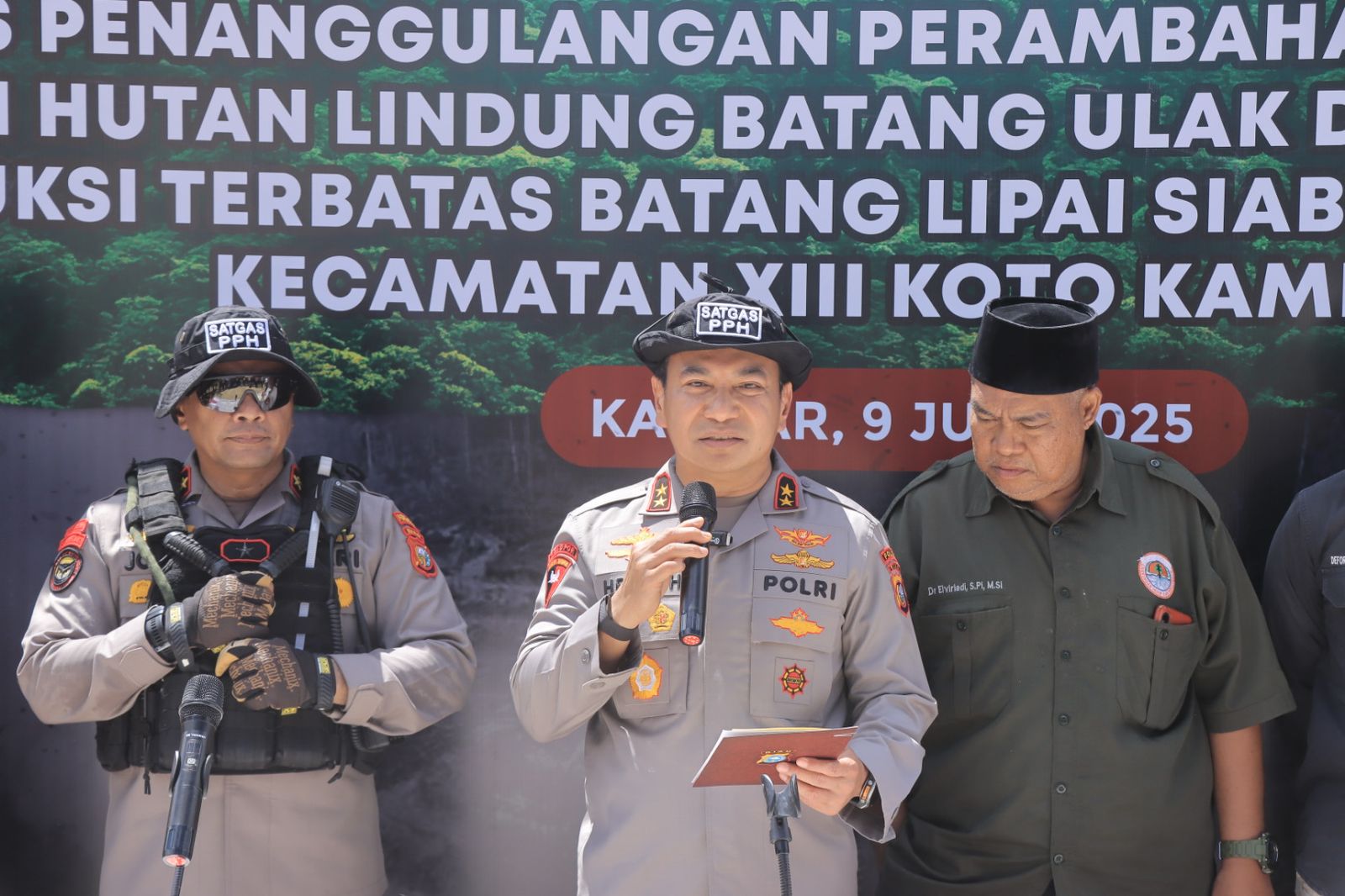Polda Riau Perang Melawan Perambahan Hutan : 21 Kasus Ditangani, Kapolda Tegaskan Komitmen Lestarikan Alam
