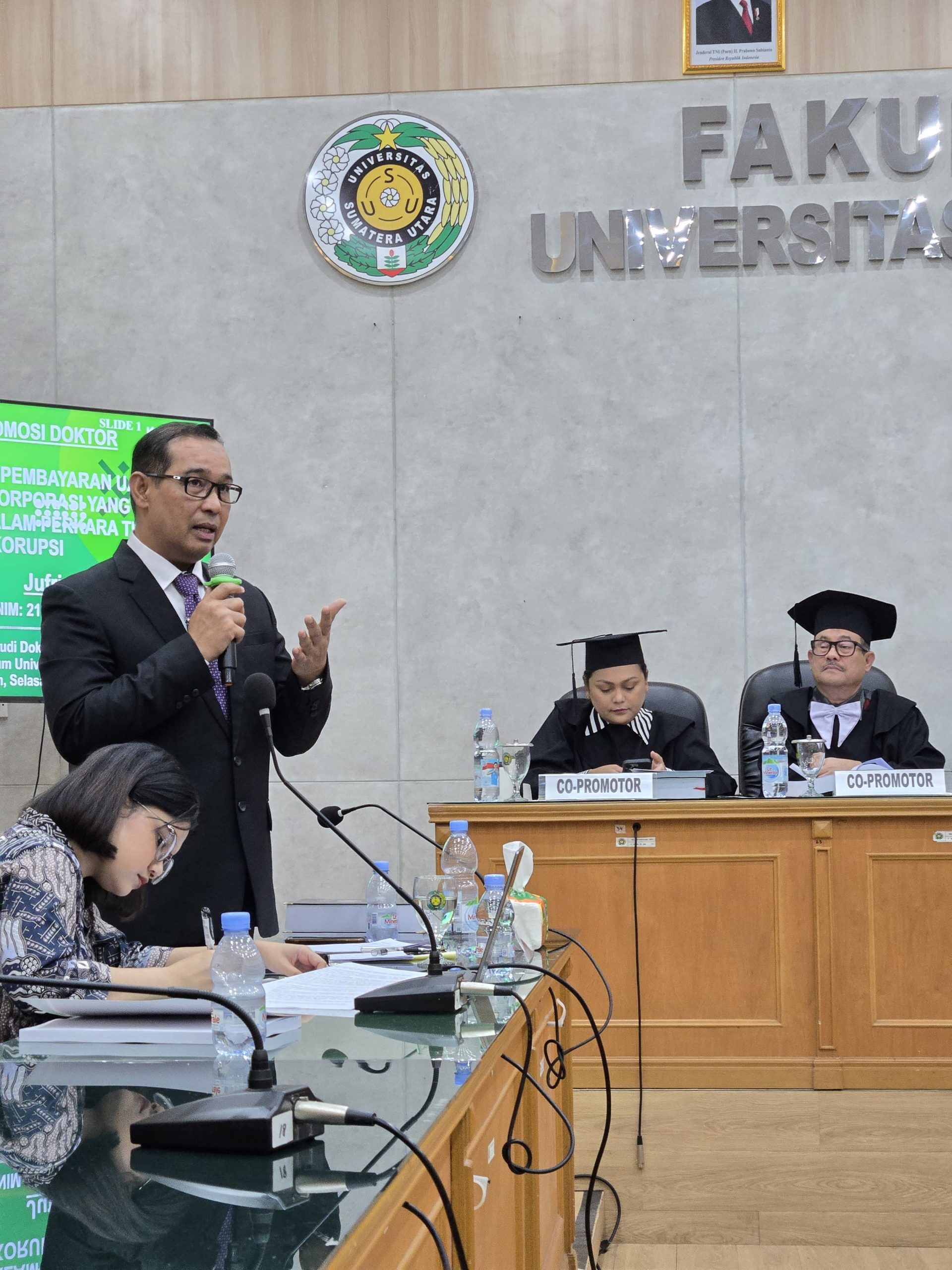 Menyala Abang Ku ! Jufri Kini Bergelar Doktor Ilmu Hukum