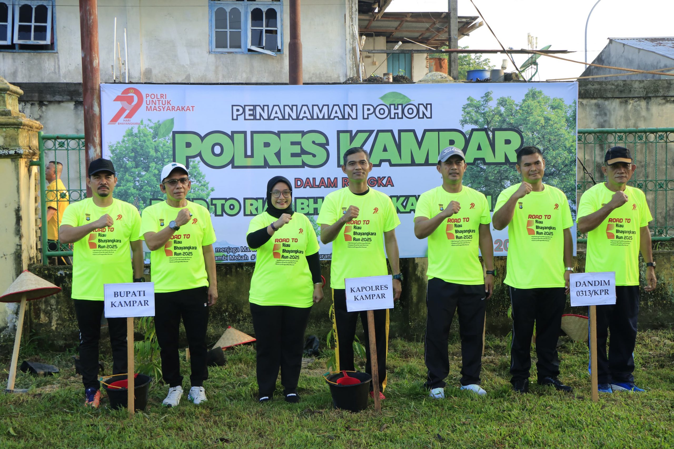 Fun Run dan Penanaman Pohon : Polres Kampar Rayakan Hari Bhayangkara Ke-79 Dengan Semangat Sehat dan Lestari