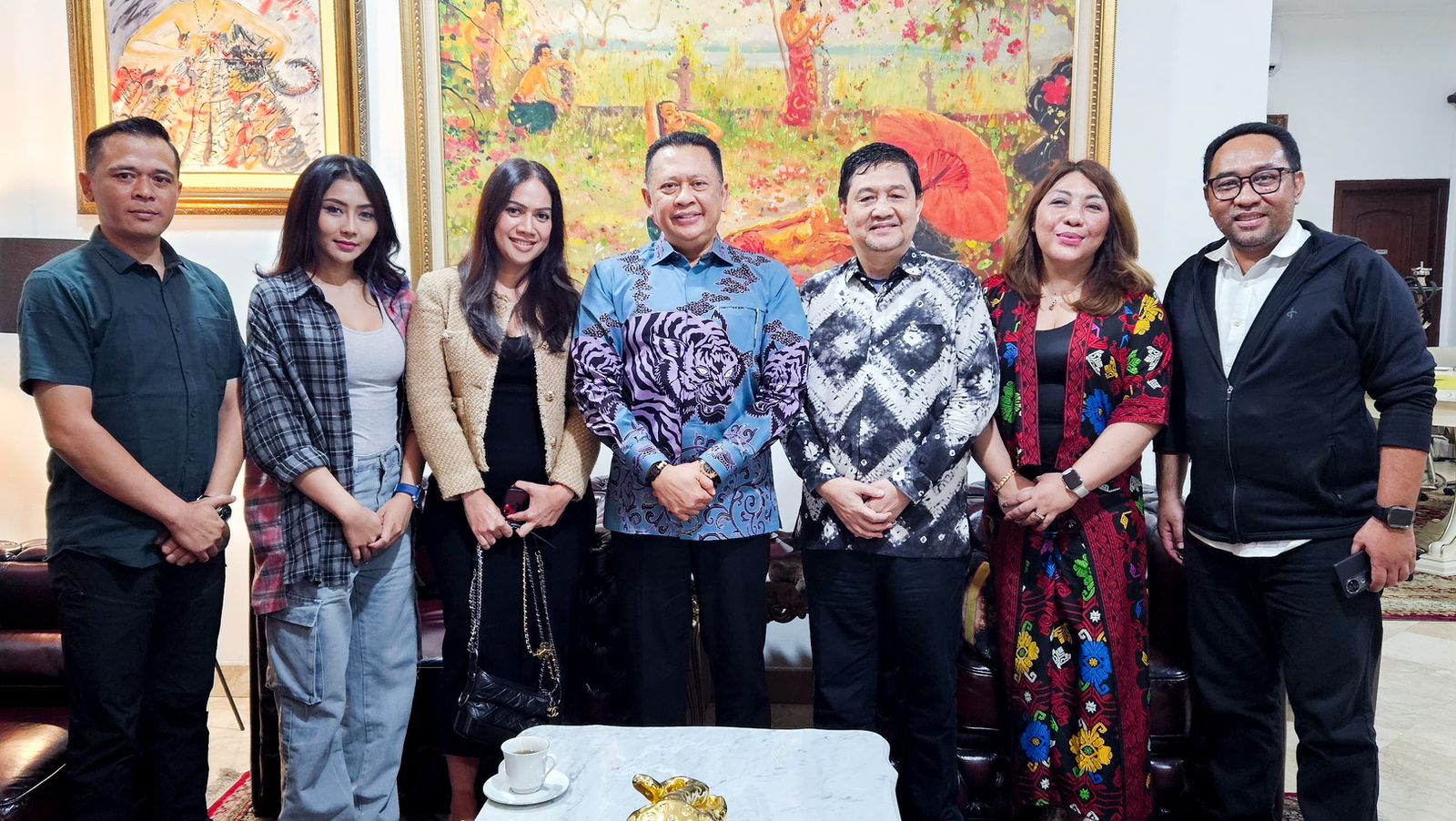 Terima Produser dan Sutradara Bravo Romeo Production, Bamsoet Dorong Film Indonesia Sebagai Wajah Budaya Bangsa di Dunia Internasional
