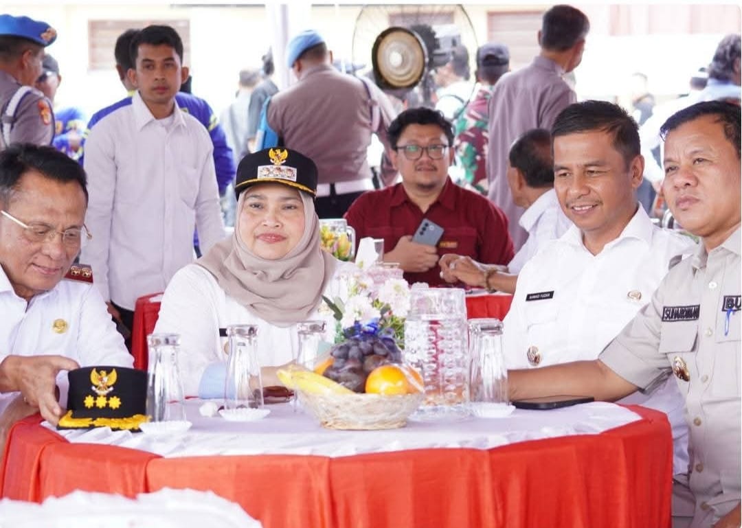 Bupati Kampar Hadiri Acara Bhakti Religi dan Lingkungan dalam Rangka Hari Bhayangkara ke-79 dan Hari Lingkungan Hidup Sedunia