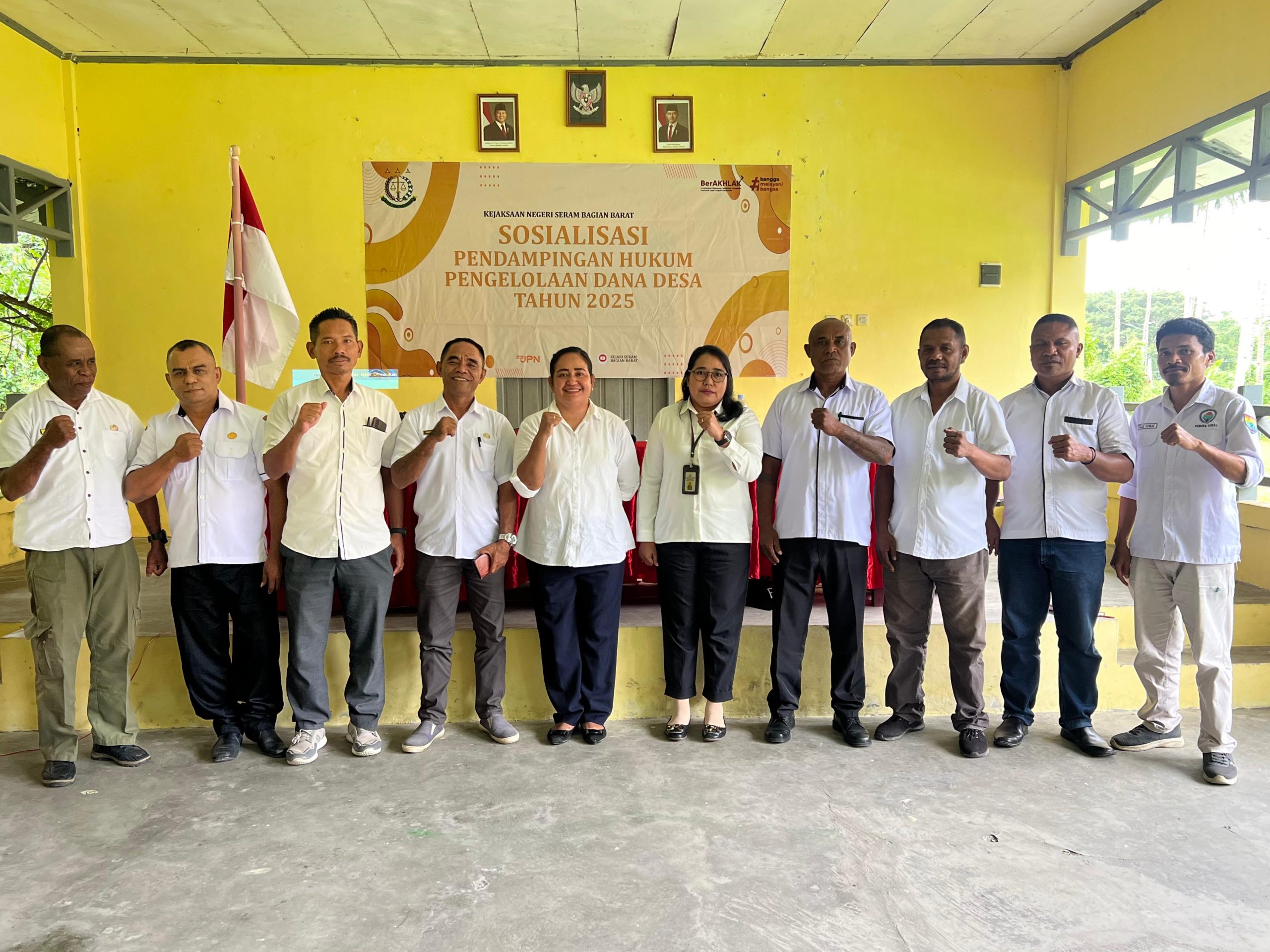 Datun Kejari SBB Hadir Sosialisasi di Kairatu Barat : Desa Diperkuat, Hukum Ditegakkan