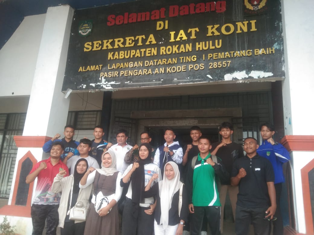 Koni Rokan Hulu Melepaskan Kontingen Tarung Drajat Untuk Tanding Kejurda Provinsi Di Dumai