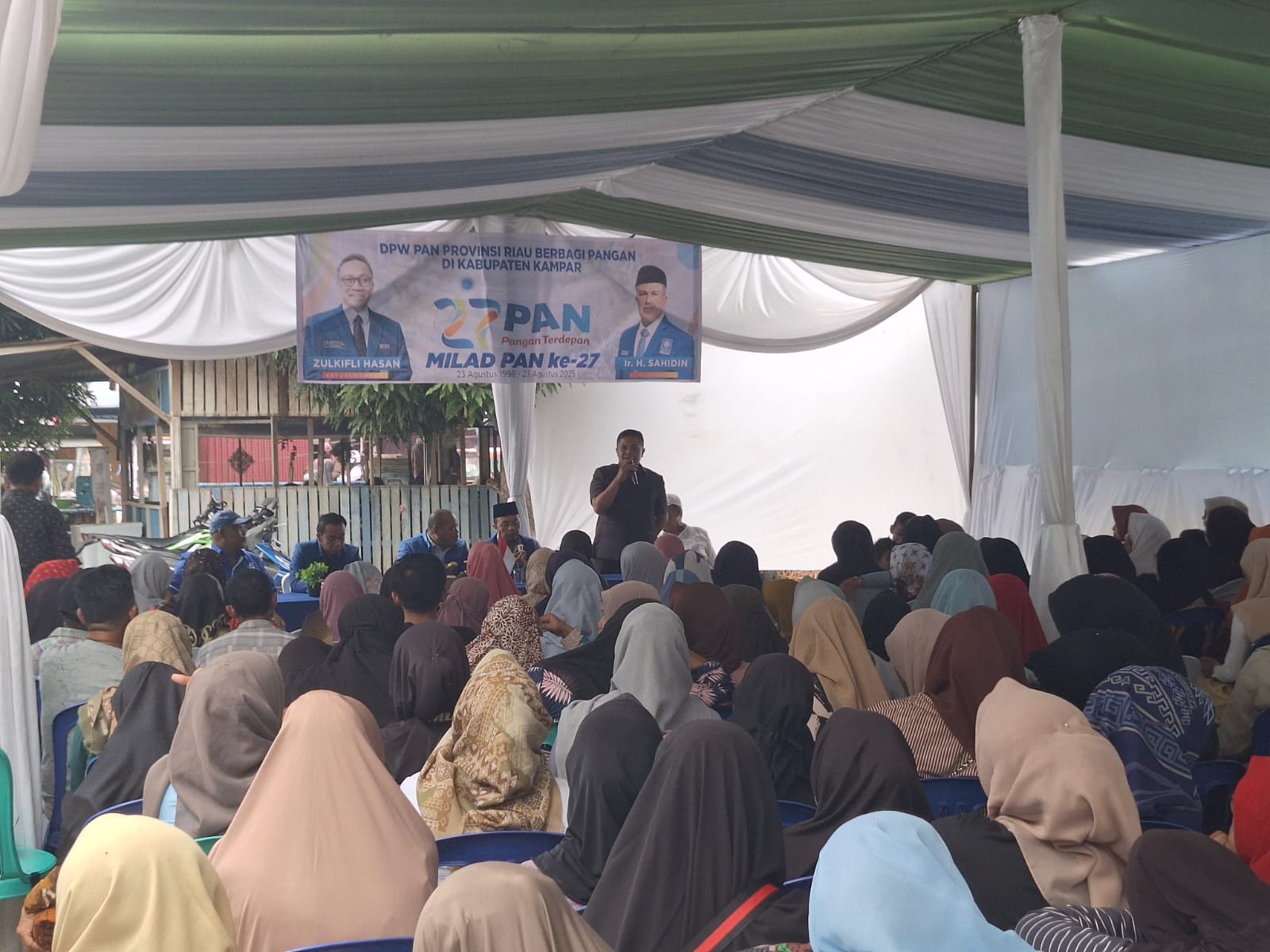 Bersempena Dengan Milad PAN Ke-27,DPW PAN Provinsi Riau Berbagi Pangan Melalui DPD PAN Kampar