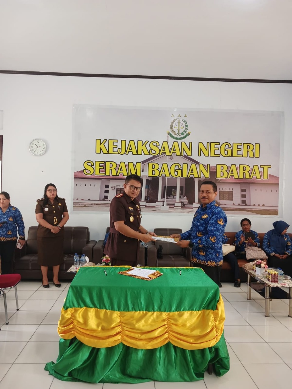 Kejari SBB Kembali Diberikan Kepercayaan, Kini Kajari SBB Teken MoU Kawal Program Dinas Pemuda dan Olahraga