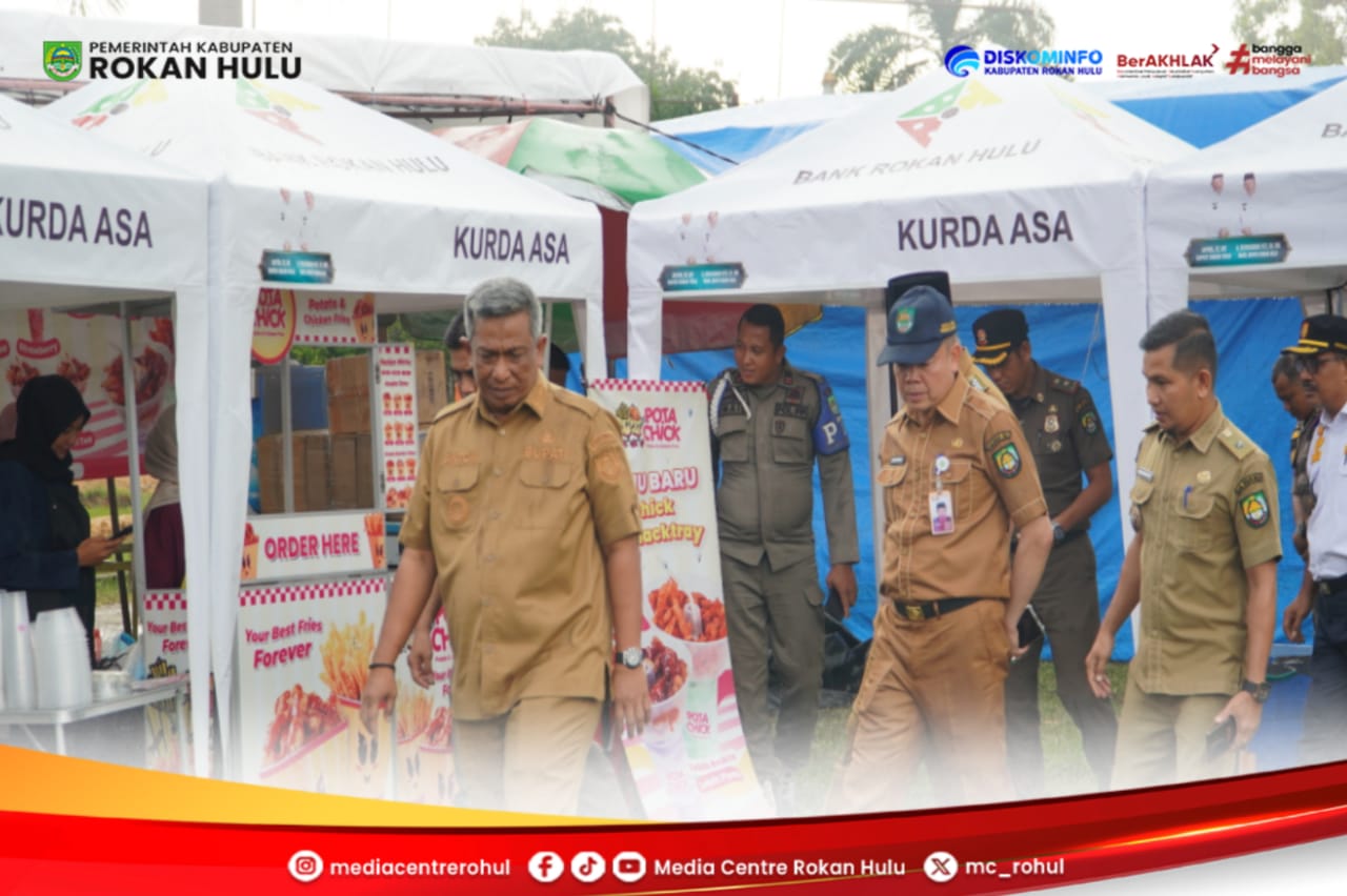 Turun Langsung ke Lapangan, Bupati Anton Pastikan Bazar UMKM Berjalan Lancar