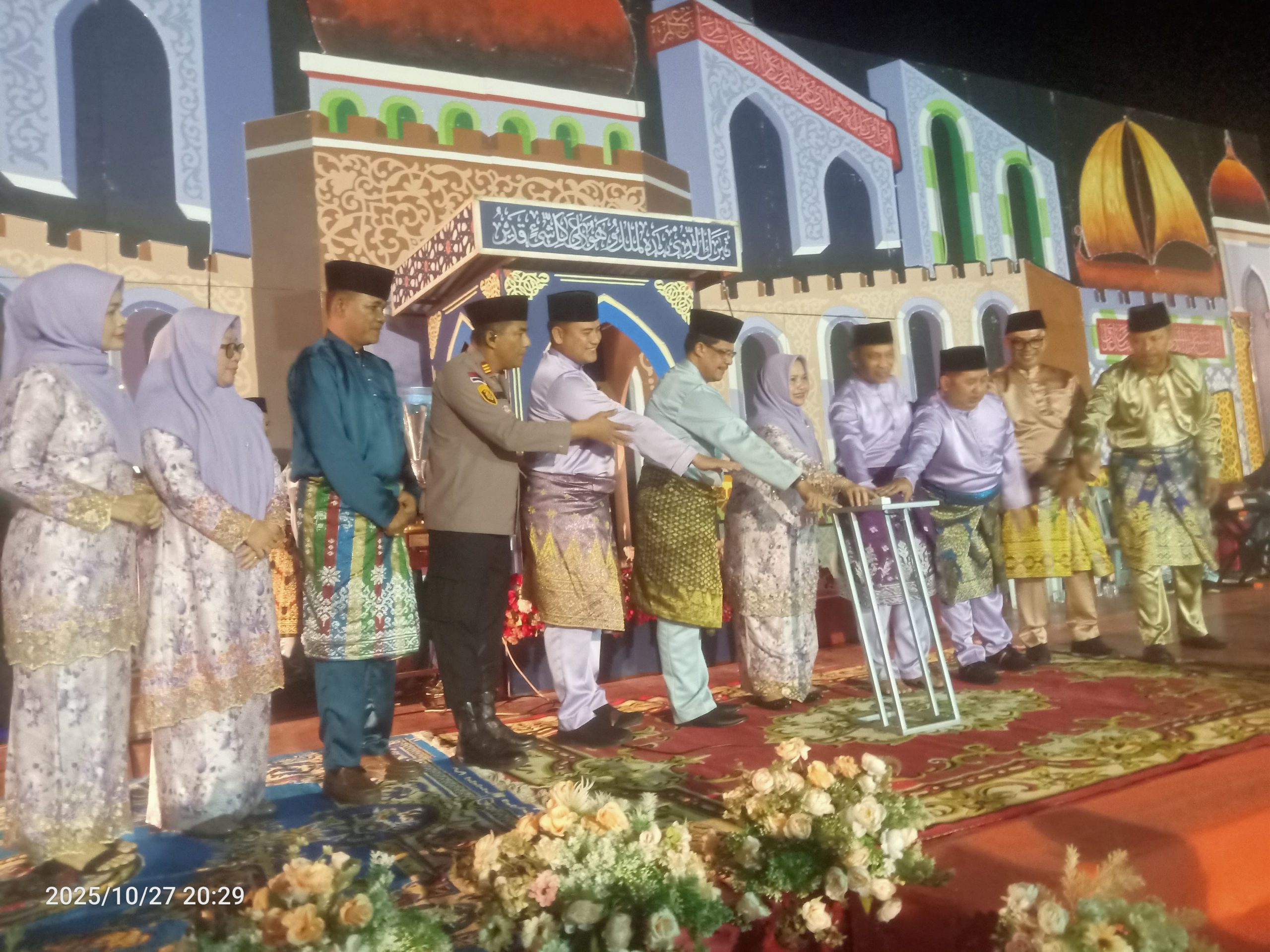 Bupati Bengkalis Kasmarni Buka Secara Resmi MTQ ke XXX Tingkat Kecamatan Bantan Tahun 2025